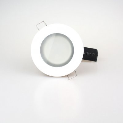 PP 823 WH OPRAWA HALOGENOWA HERMETYCZNA IP65